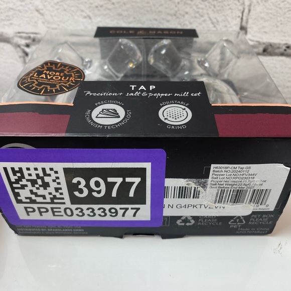 Cole & Mason Tap Acrylic Salt and Pepper Mill Set Salt And Pepper Shaker Faucet - Picture 6 of 9